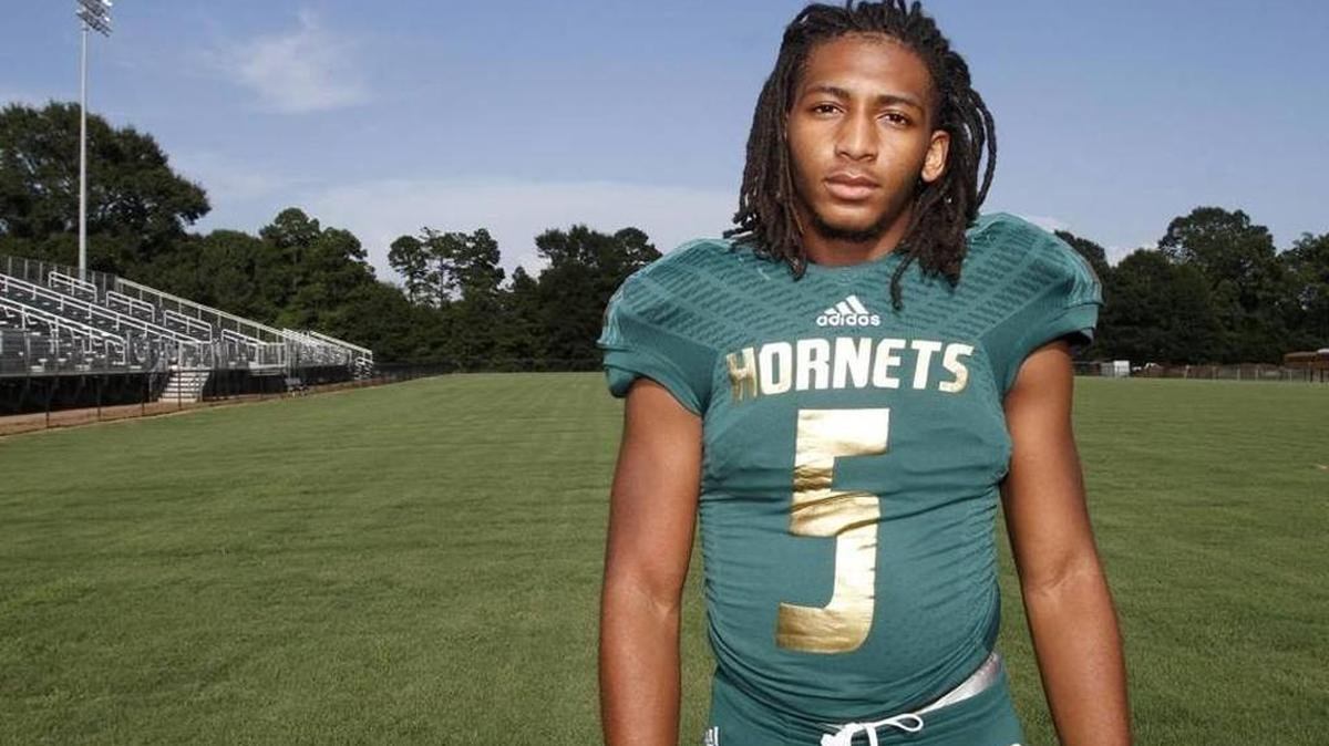 Poplarville running back Austin Bolton