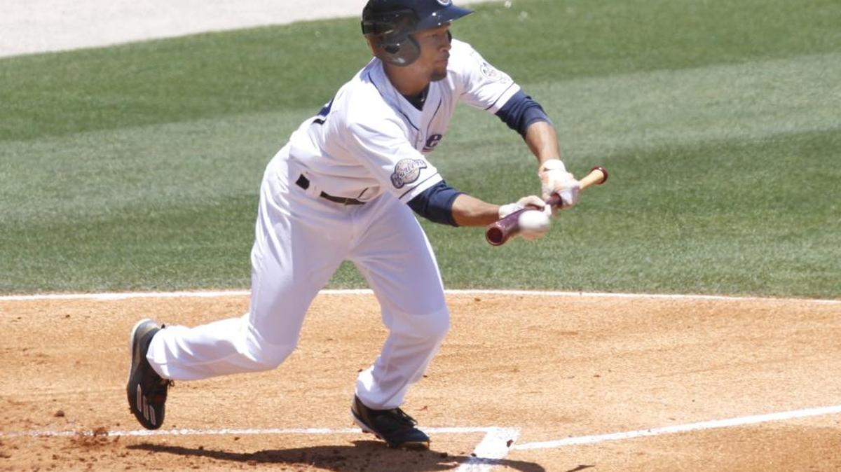Center fielder Johnny Davis had five hits against Jacksonville. 