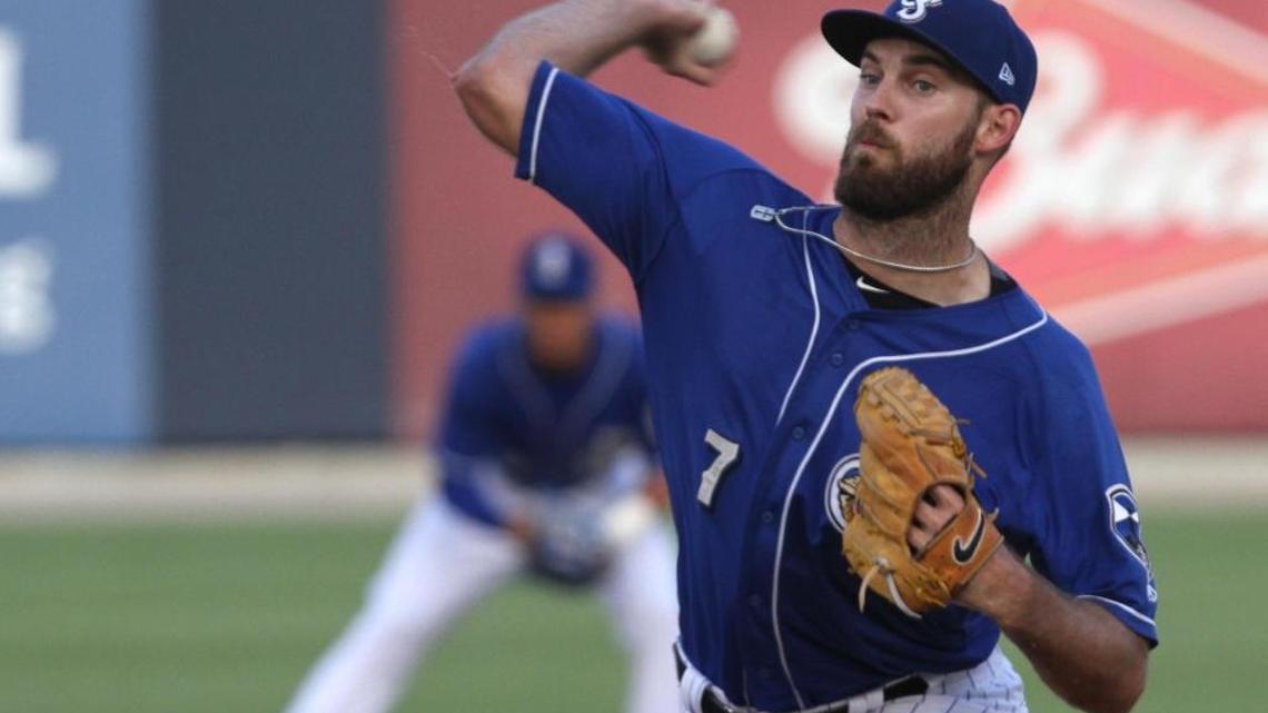 Shuckers crumble Biscuits in doubleheader