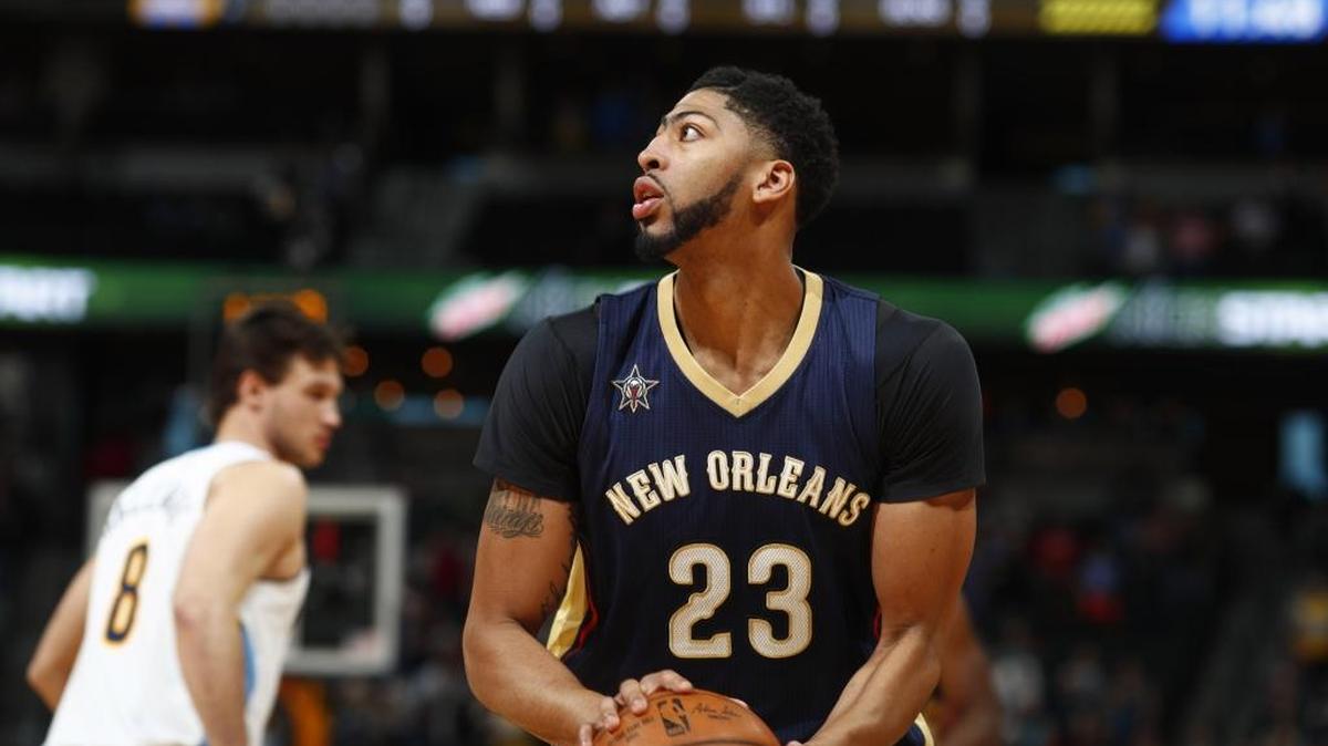 New Orleans Pelicans forward Anthony Davis (23) in the first half of an NBA basketball game on April 7 in Denver.
