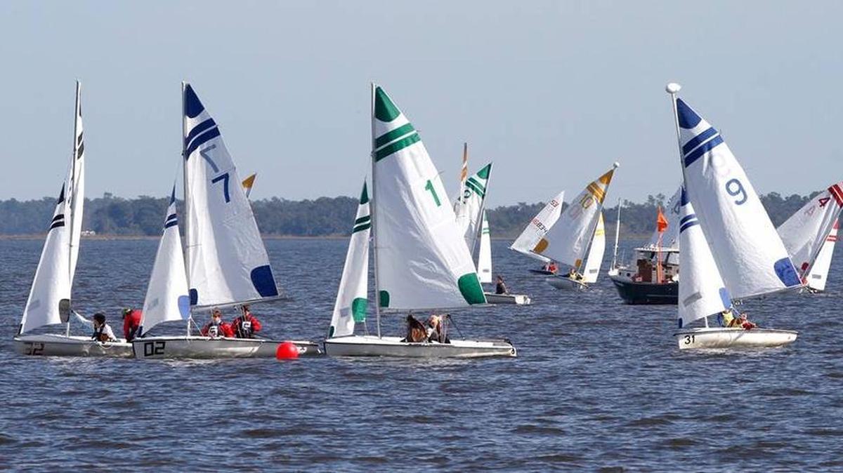 The United States Junior Women’s Doublehanded Championship for the Ida Lewis Trophy will be held this weekend at the Bay-Waveland Yacht Club.