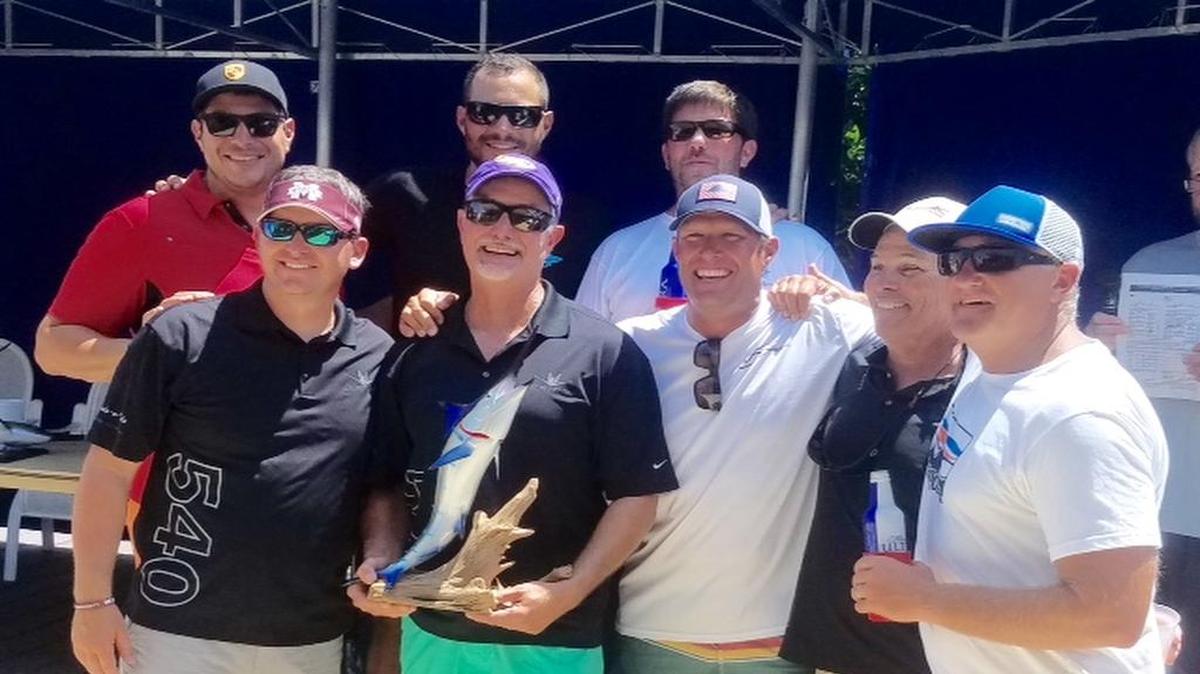 Heads N Tails team won Top Boat honors with 1256.4 points. Front row from left: David Mashado, Vincent Pisciotta, Ken Cook, Dennis Kilpatrick and Jason Rector. Back row: Hussein Zayed, Fouad Zayed and Josh Pitalo.