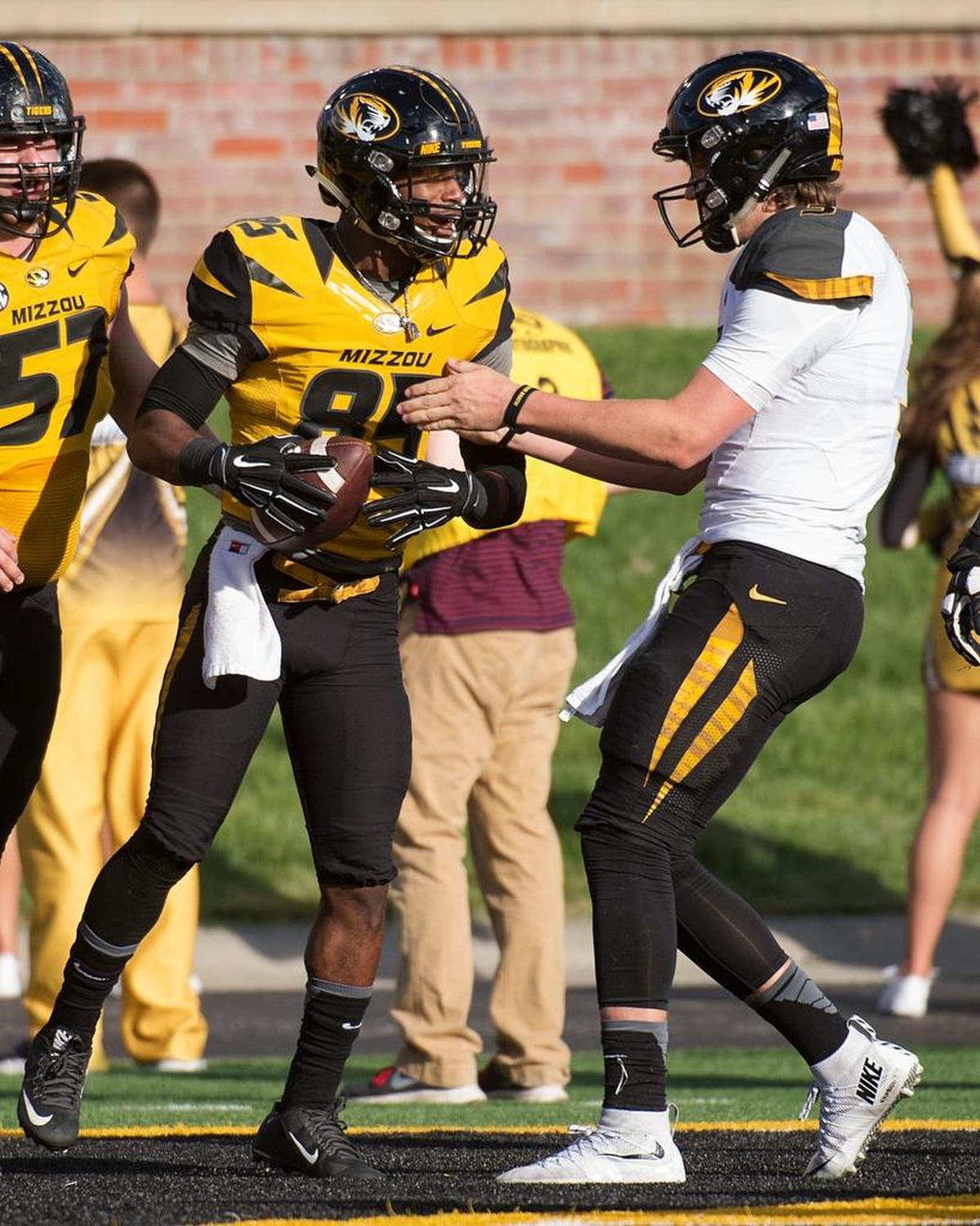 Former Gulfport quarterback Richaud Floyd, left, caught a 4-yard touchdown during Missouri’s spring game. He’s expected to see playing time as a redshirt freshman in 2016.